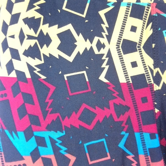 New SOFT OS (2-10) LuLaRoe Legging Aztec print stretch high waisted no show - Picture 5 of 6